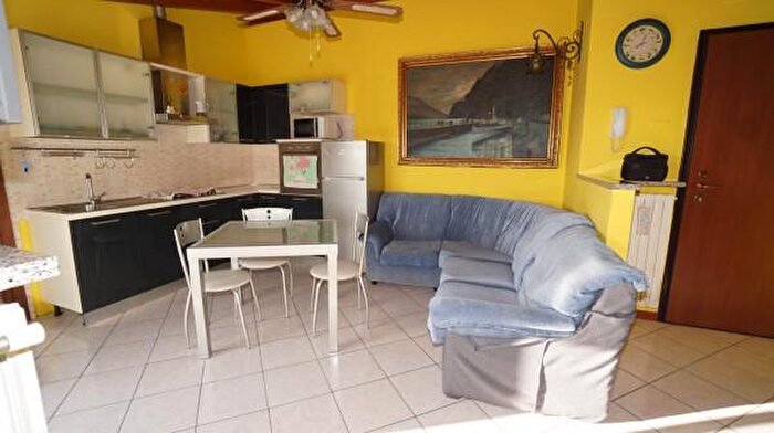 Appartamento trilocale in vendita in Via dei Mille, Cilavegna