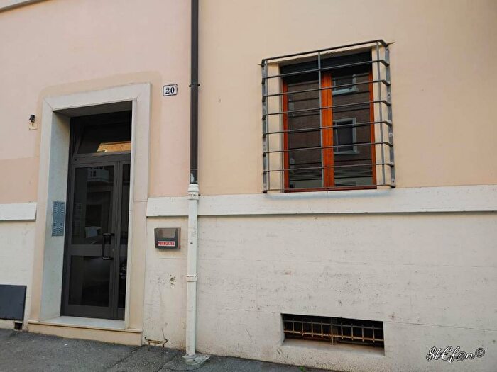 Appartamento bilocale in affitto in Saffi, Bologna
