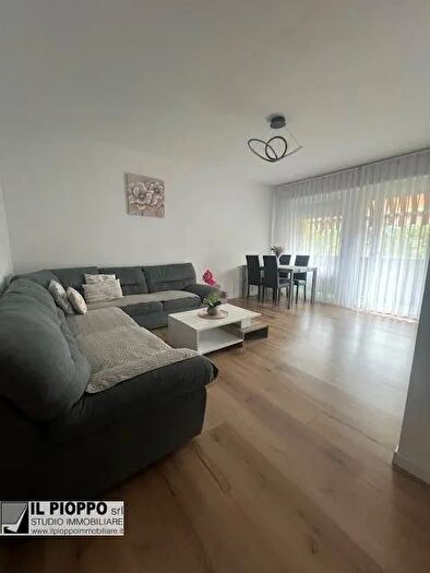 Appartamento con 7 locali in vendita in Via Gandhi, Trento