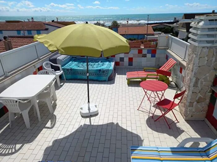 Casa trilocale in affitto in Lungomare di Ponente, Fiumicino