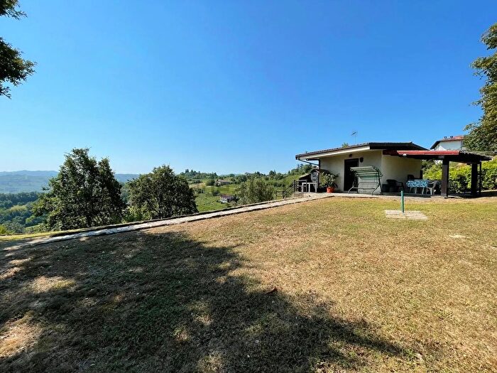 Casa bilocale in vendita in Canelli