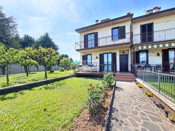 Casa con 5 locali in vendita in Via San Rocco, Passirano