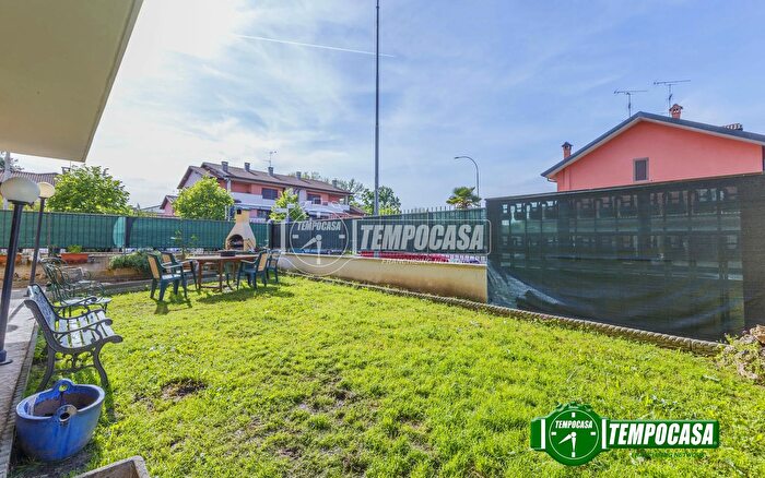 Appartamento bilocale in vendita in Via Piemonte, Motta Visconti