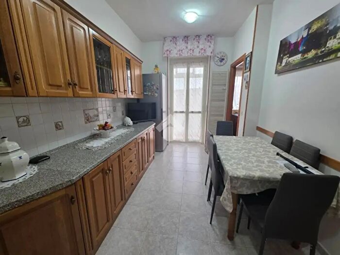 Appartamento trilocale in vendita in Via Sestriere, Rivoli