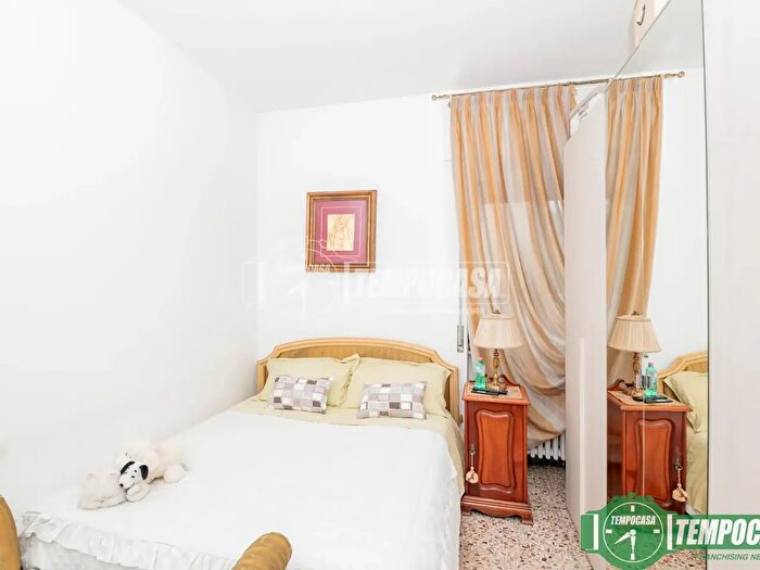 Appartamento bilocale in vendita in Via Papa Giovanni XXIII, Peschiera Borromeo