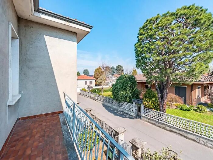 Case in Vendita e in Affitto - 3