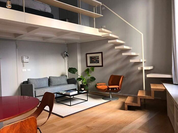 Appartamento bilocale in affitto in Via Anfiteatro, Lanza, Milano