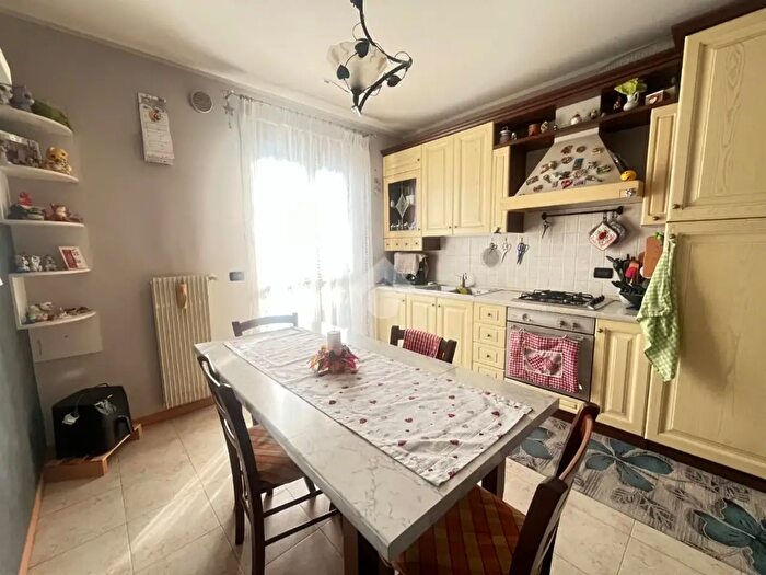 Appartamento bilocale in vendita in Via Lazzaretto, Tezze Sul Brenta