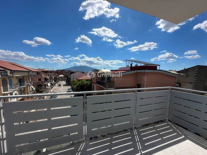 Appartamento trilocale in vendita in Via Domenico Castaldo, Centro, Acerra