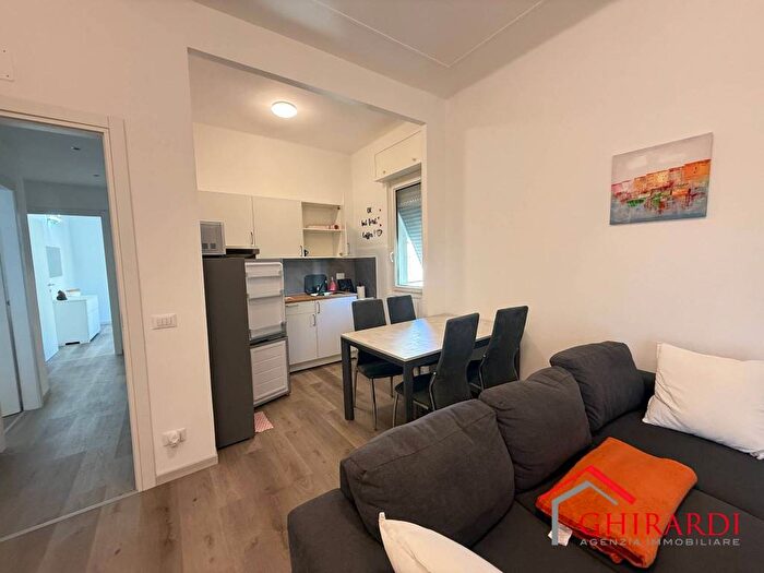 Appartamento trilocale in affitto in Via Antonio Sant'Elia, Sestri Ponente, Genova