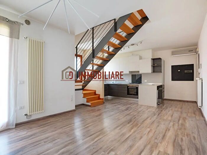 Appartamento trilocale in vendita in Via dei Cedri, Montebelluna
