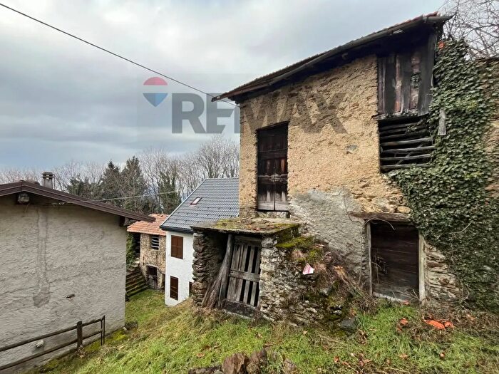 Casa bilocale in vendita in Bellano