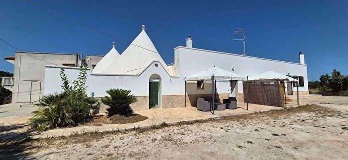 Casa con 6 locali in vendita in Galante, Ostuni