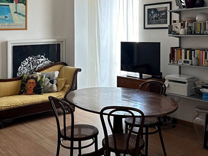 Casa trilocale in affitto in Via Plinio, Città Studi, Milano