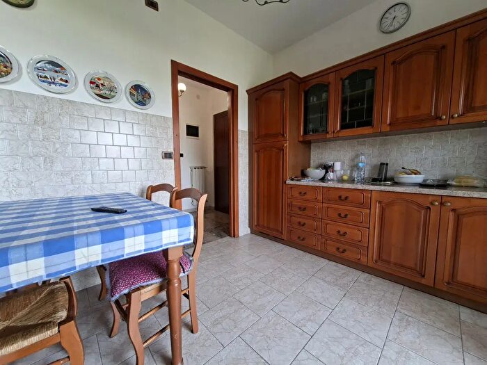 Appartamento quadrilocale in vendita in Via Giovan Battista Grassi, Venezia