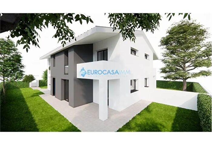 Casa in vendita in Via Bellesia Fabbrico Re, Fabbrico