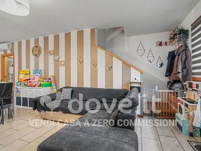 Casa con 5 locali in vendita in Via F Agello, Cavenago DAdda