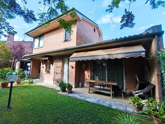 Casa con 6 locali in vendita in Via Pasolini, San Giorgio Di Piano