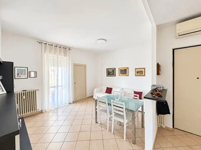 Appartamento quadrilocale in vendita in Via Giuseppe Parini, Asti