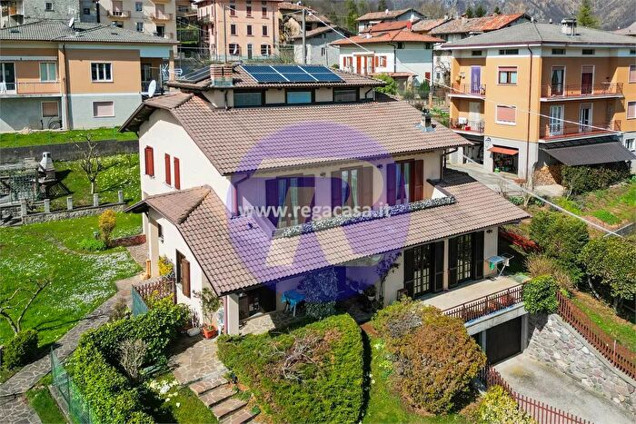 Casa con 10 locali in vendita in Via Cornalita San Giovanni Bianco Bg, San Giovanni Bianco