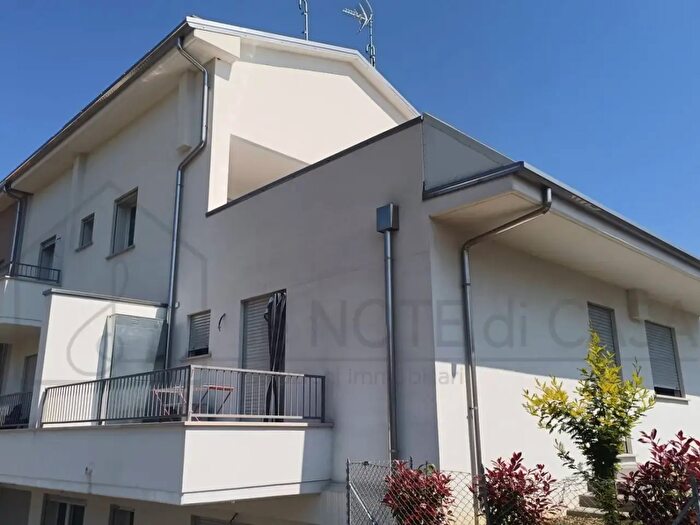 Appartamento con 5 locali in vendita in Quartiere di Case Finali, Cesena