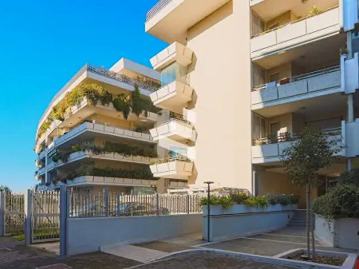 Appartamento trilocale in vendita in Via Alberto Giolitti, Roma