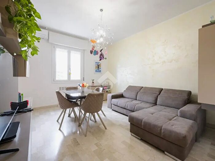 Appartamento quadrilocale in vendita in Via della Barca, Bologna