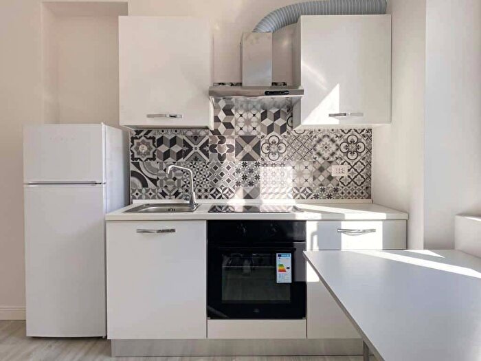 Appartamento in affitto in Viale Bligny, Bocconi, Milano