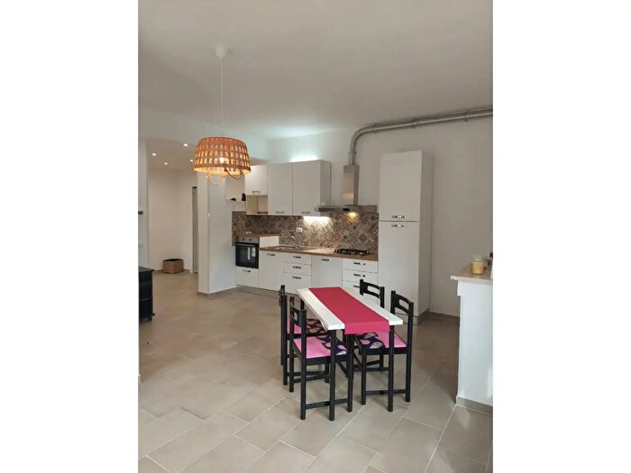 Appartamento bilocale in vendita in Via Carenno, Roma