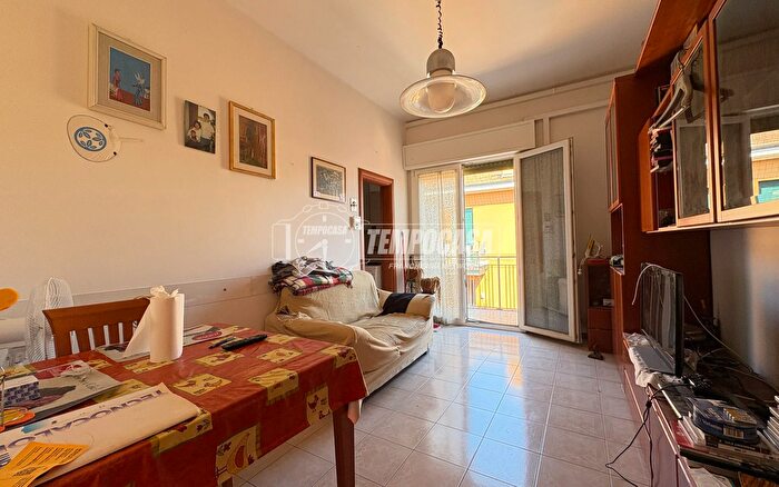 Appartamento trilocale in vendita in Bologna