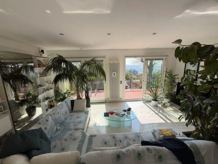 Appartamento quadrilocale in vendita in Strada Vecchia di Pietralacroce H, Ancona