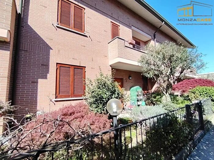 Casa quadrilocale in vendita in Via Galilei, Muggiò