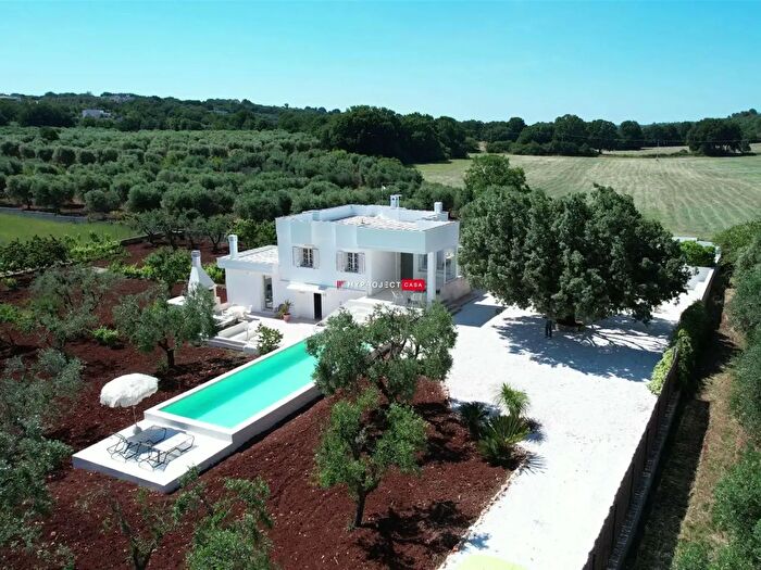 Casa quadrilocale in vendita in Contrada Fumarola, Ostuni
