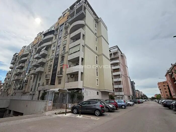 Appartamento quadrilocale in affitto in Viale Lussemburgo, Foggia