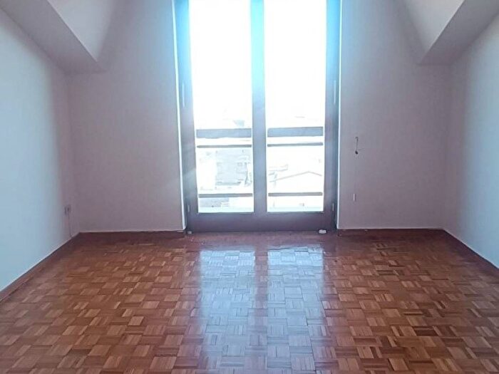 Appartamento trilocale in affitto in Piazza Luigi Vanvitelli, Corso Trieste, Caserta