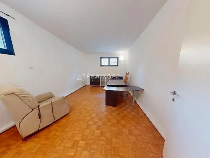 Appartamento quadrilocale in vendita in Via Corso Milano, Monza