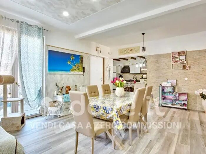 Casa trilocale in vendita in Via Diaz, Mesenzana