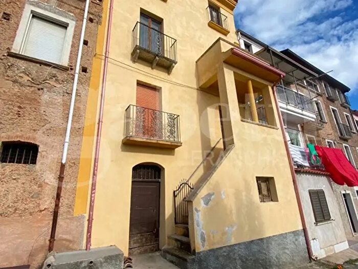 Casa quadrilocale in vendita in Piazza GaribaldiPiazza Carmine, Lamezia Terme