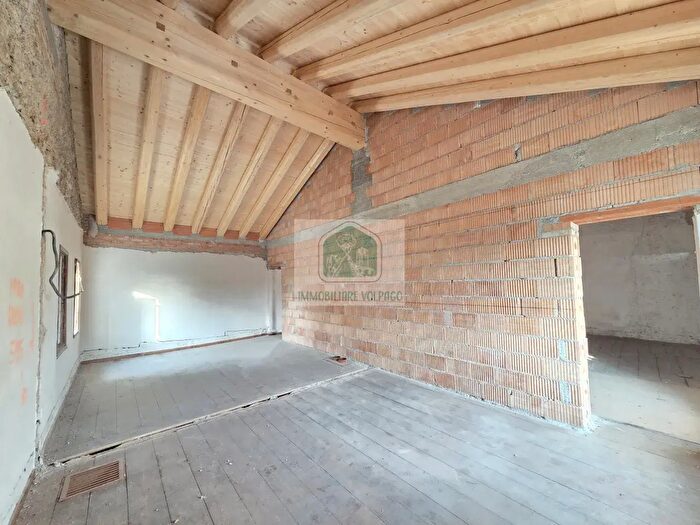 Casa quadrilocale in vendita in Volpago, Volpago Del Montello