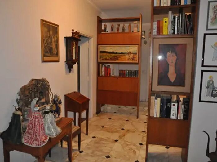 Appartamento con 6 locali in vendita in Via Principi dAcaja, Torino