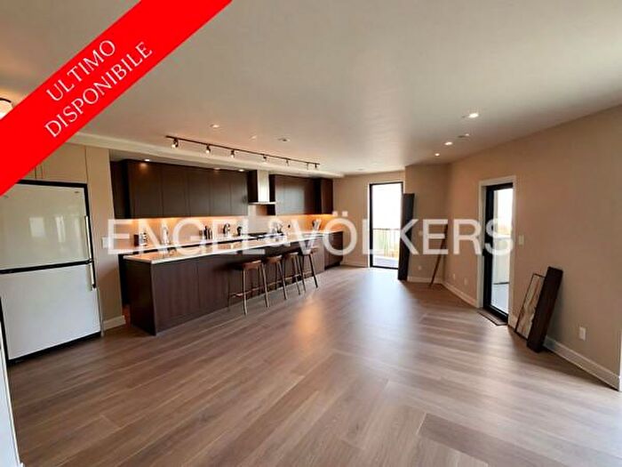 Appartamento trilocale in vendita in Via del Cuch, Canazei