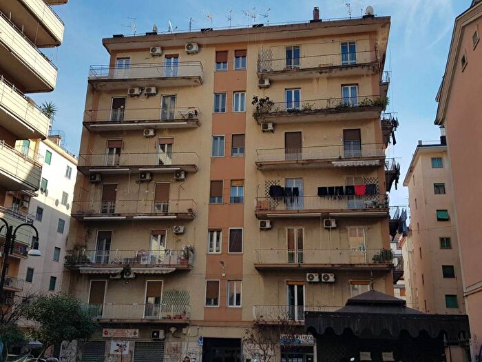 Appartamento bilocale in affitto in Via Paolo Grisignano, Torrione, Salerno