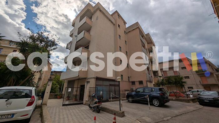 Appartamento trilocale in vendita in Via Padre Gaetano Catanoso Traversa I, Reggio Calabria