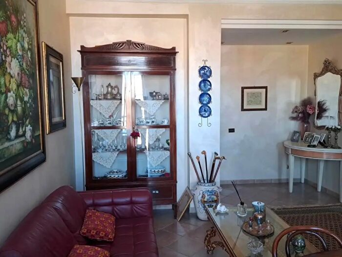 Appartamento con 6 locali in vendita in Via De Gasperi, Agrigento