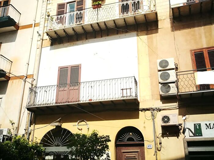 Appartamento con 5 locali in vendita in Carini