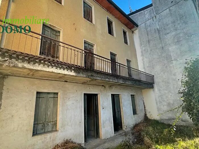 Casa in vendita in Via Priarossa, Cogollo Del Cengio