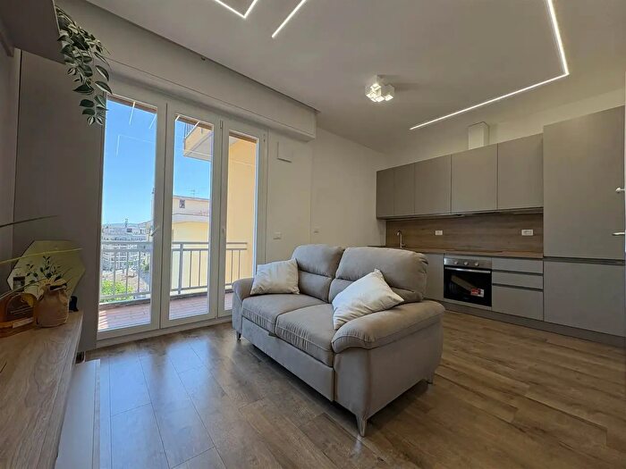 Appartamento trilocale in vendita in Firenze