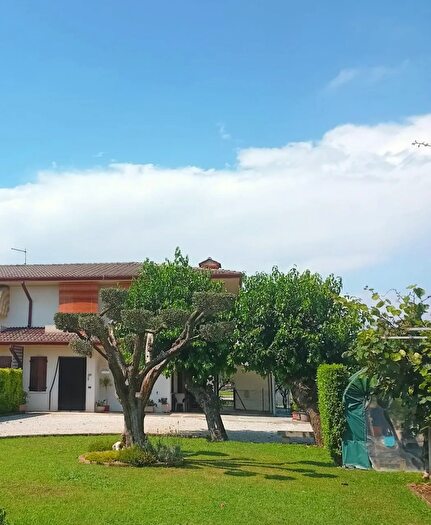 Casa quadrilocale in vendita in San Zenone Degli Ezzelini