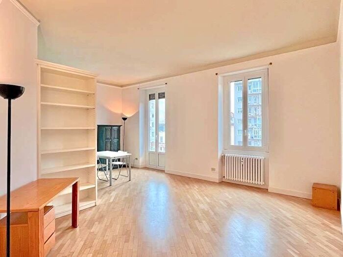 Appartamento bilocale in affitto in Viale Coni Zugna, Dezza, Milano