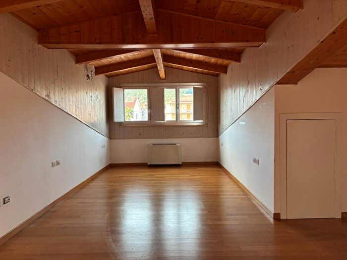 Casa trilocale in affitto in Via Vittorio Emanuele, Faiano, Pontecagnano Faiano